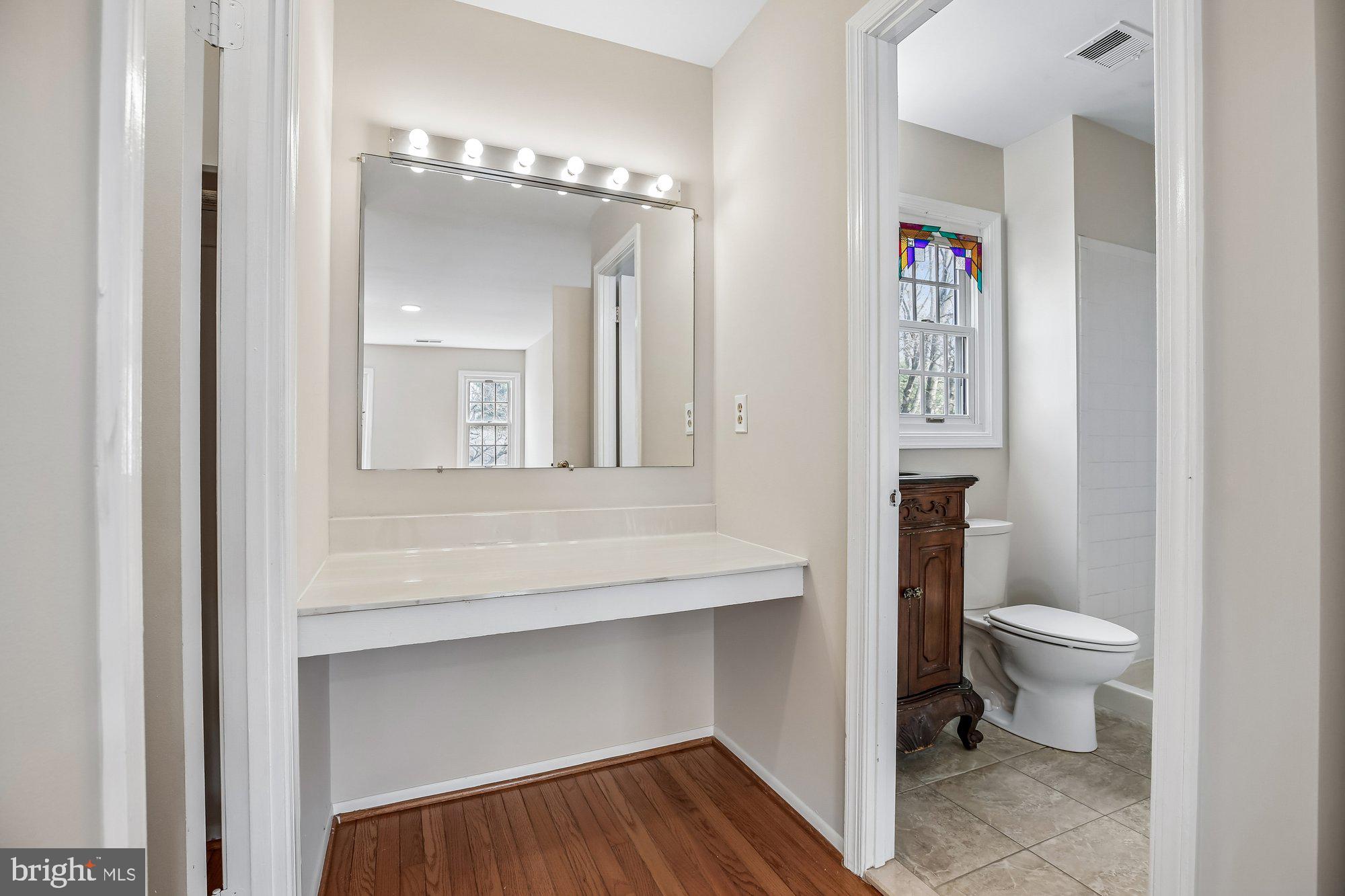 QUINCE ORCHARD KNOLLS - Residential
