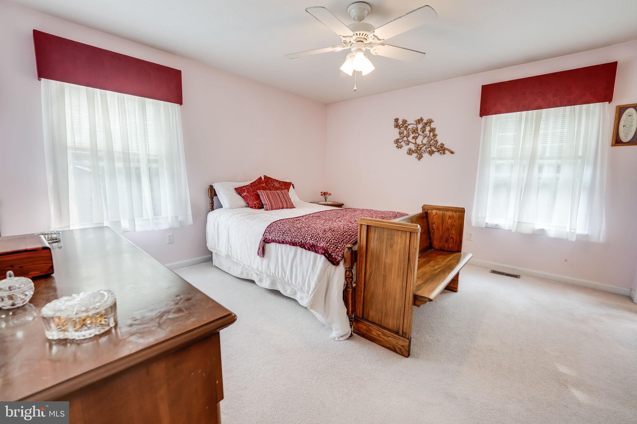 OAK RIDGE - Residential