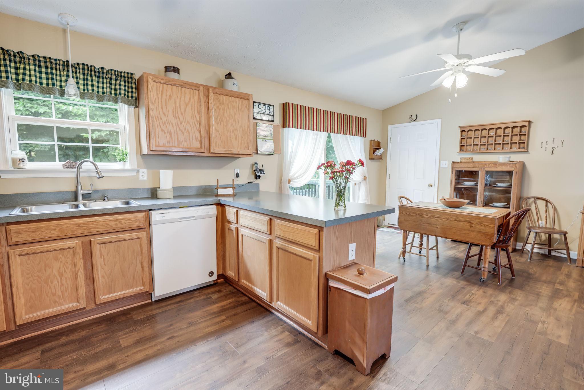 OAK RIDGE - Residential