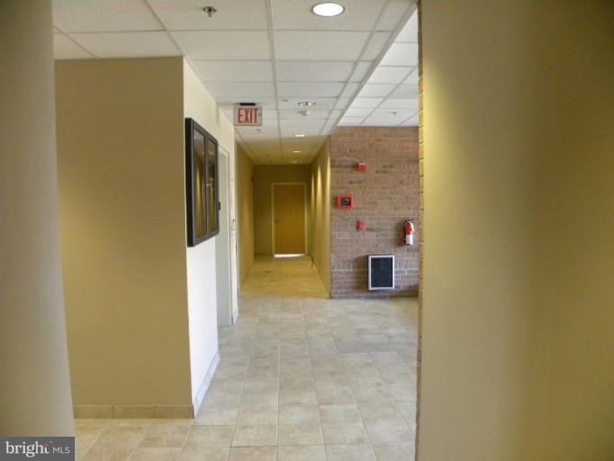 489 202 MAIN STREET STREET 202