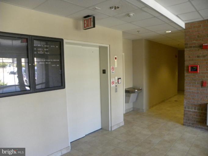 489 202 MAIN STREET STREET 202