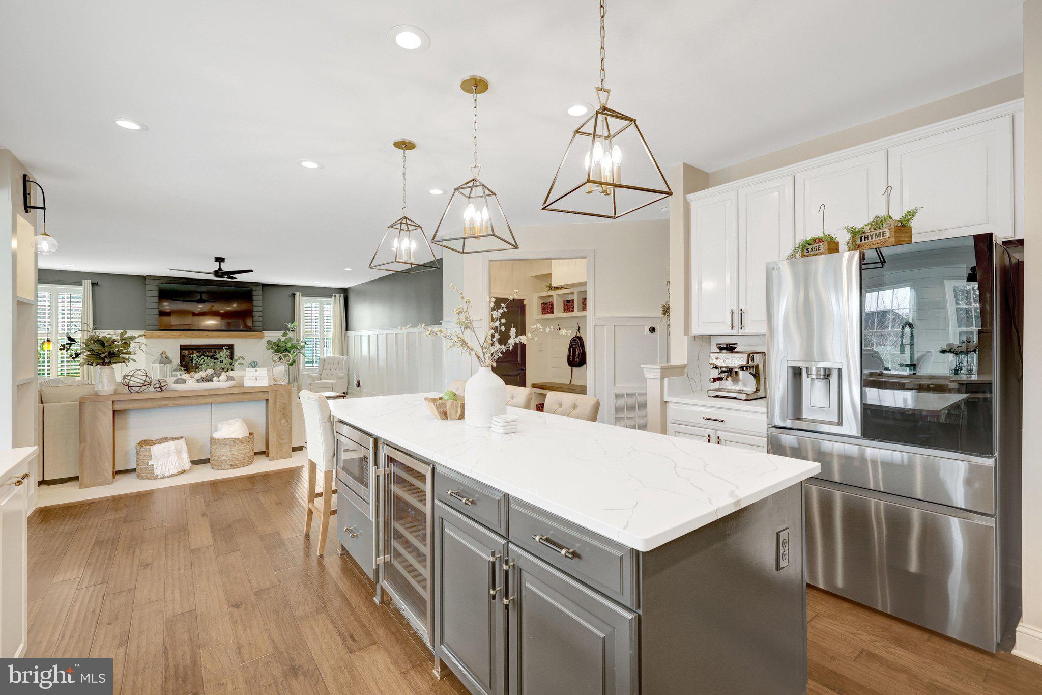 DAWSON'S CORNER - Residential