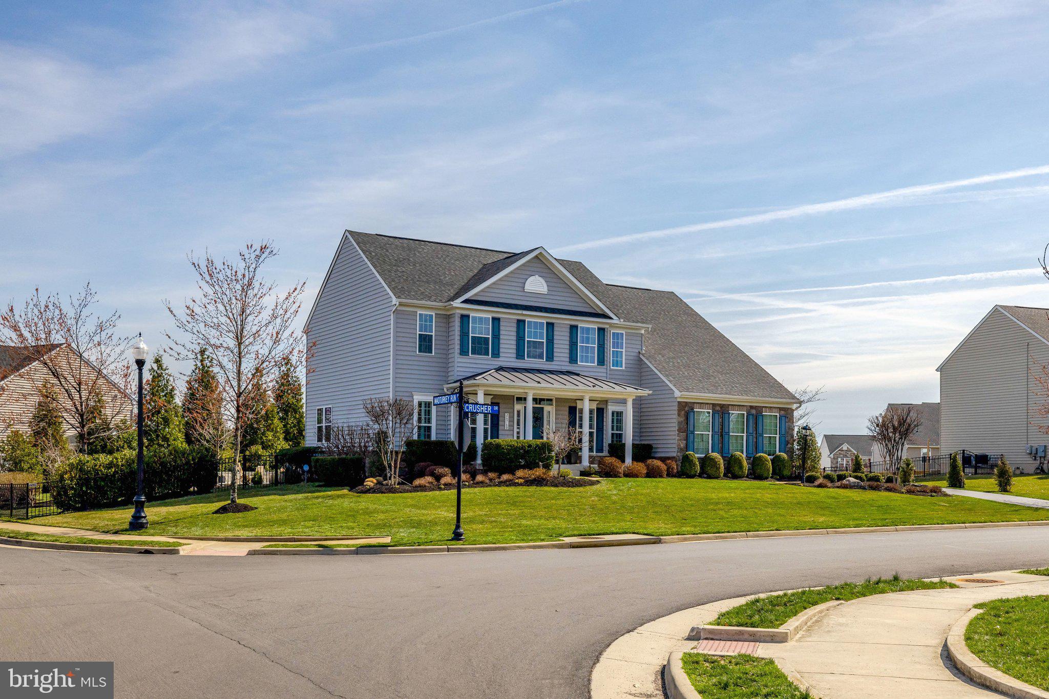 DAWSON'S CORNER - Residential