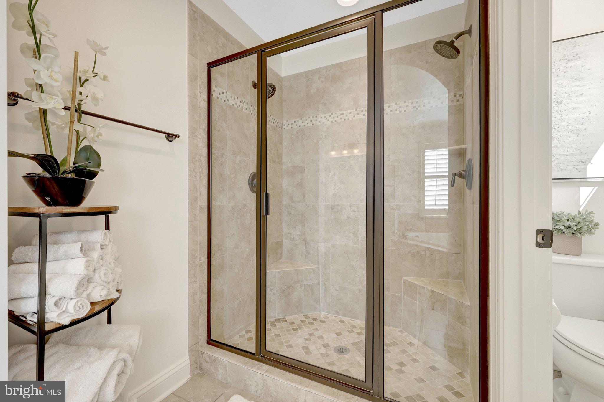 DAWSON'S CORNER - Residential