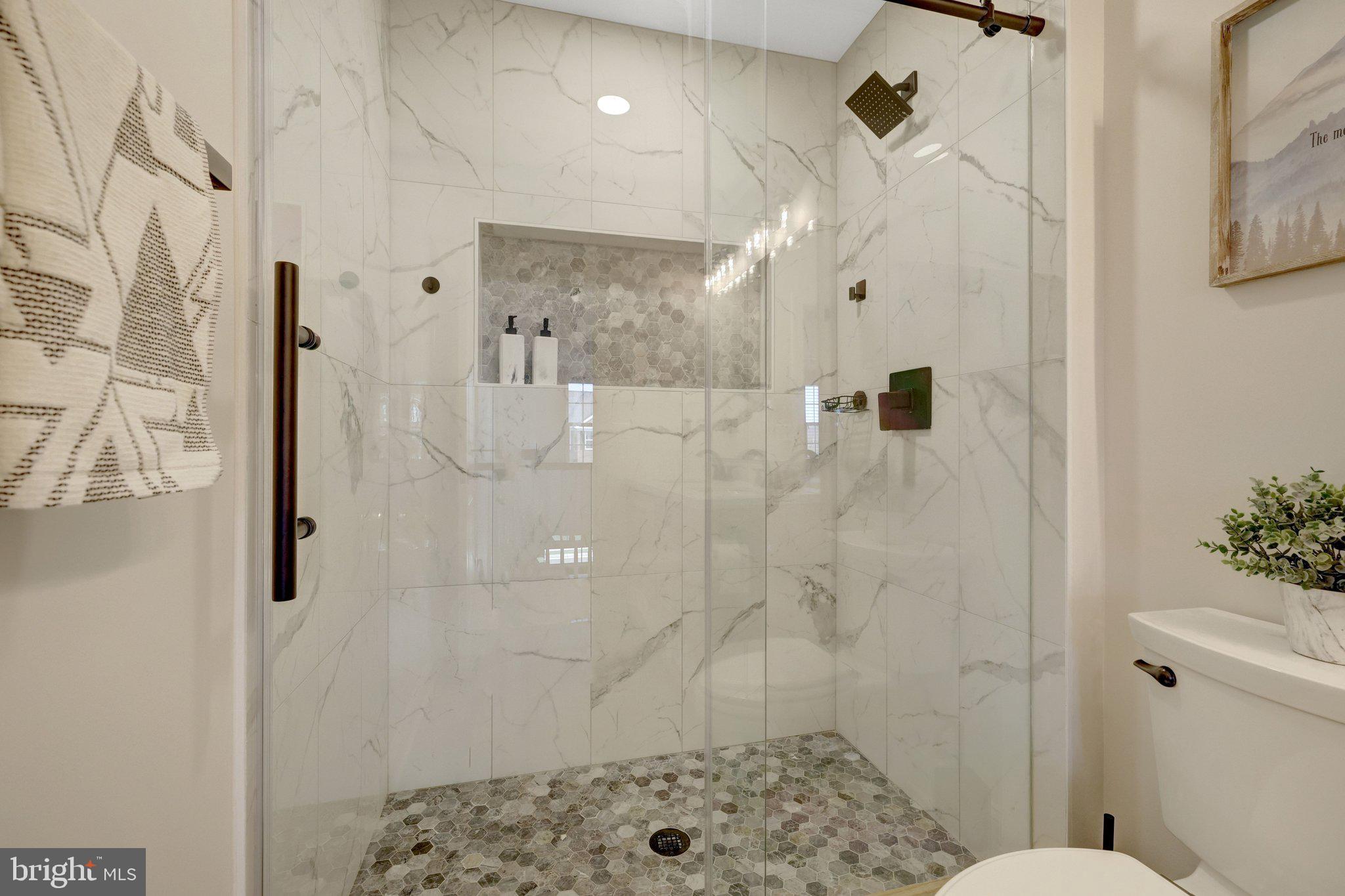 DAWSON'S CORNER - Residential