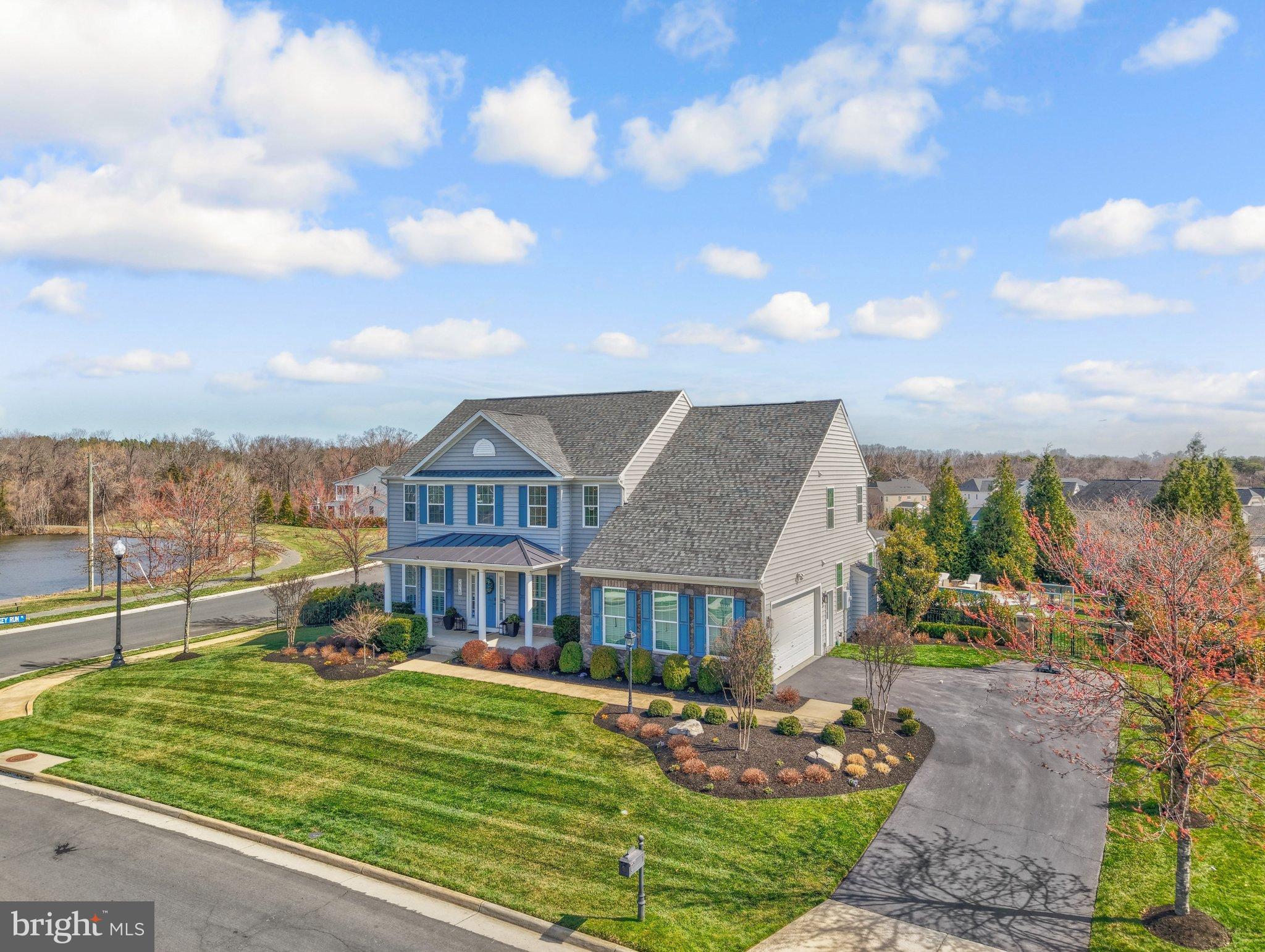 DAWSON'S CORNER - Residential