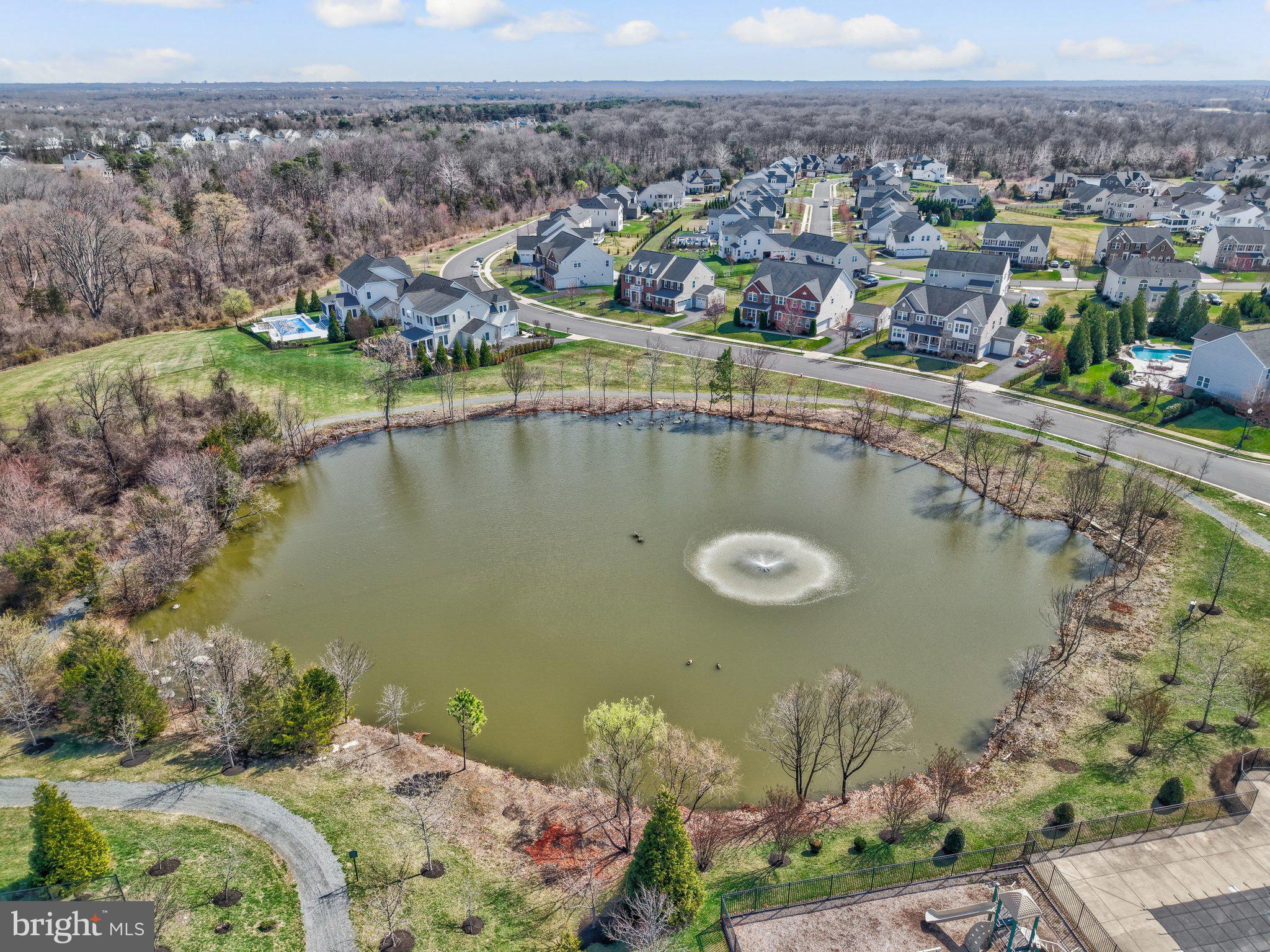 DAWSON'S CORNER - Residential