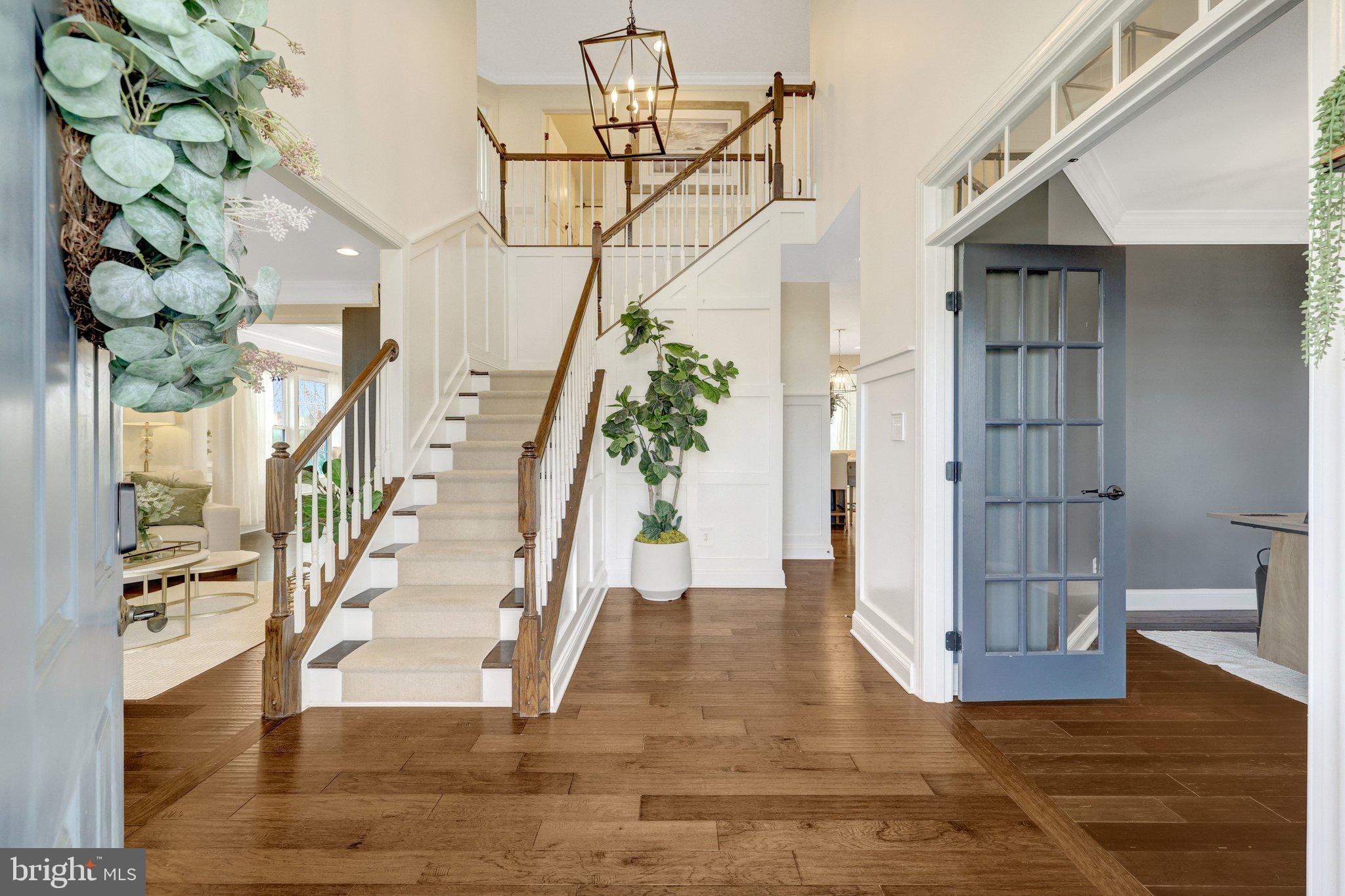 DAWSON'S CORNER - Residential