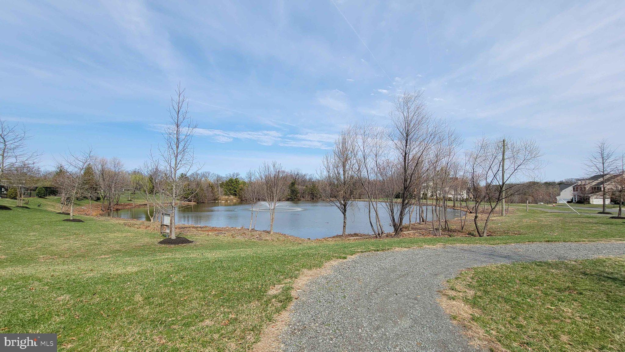 DAWSON'S CORNER - Residential