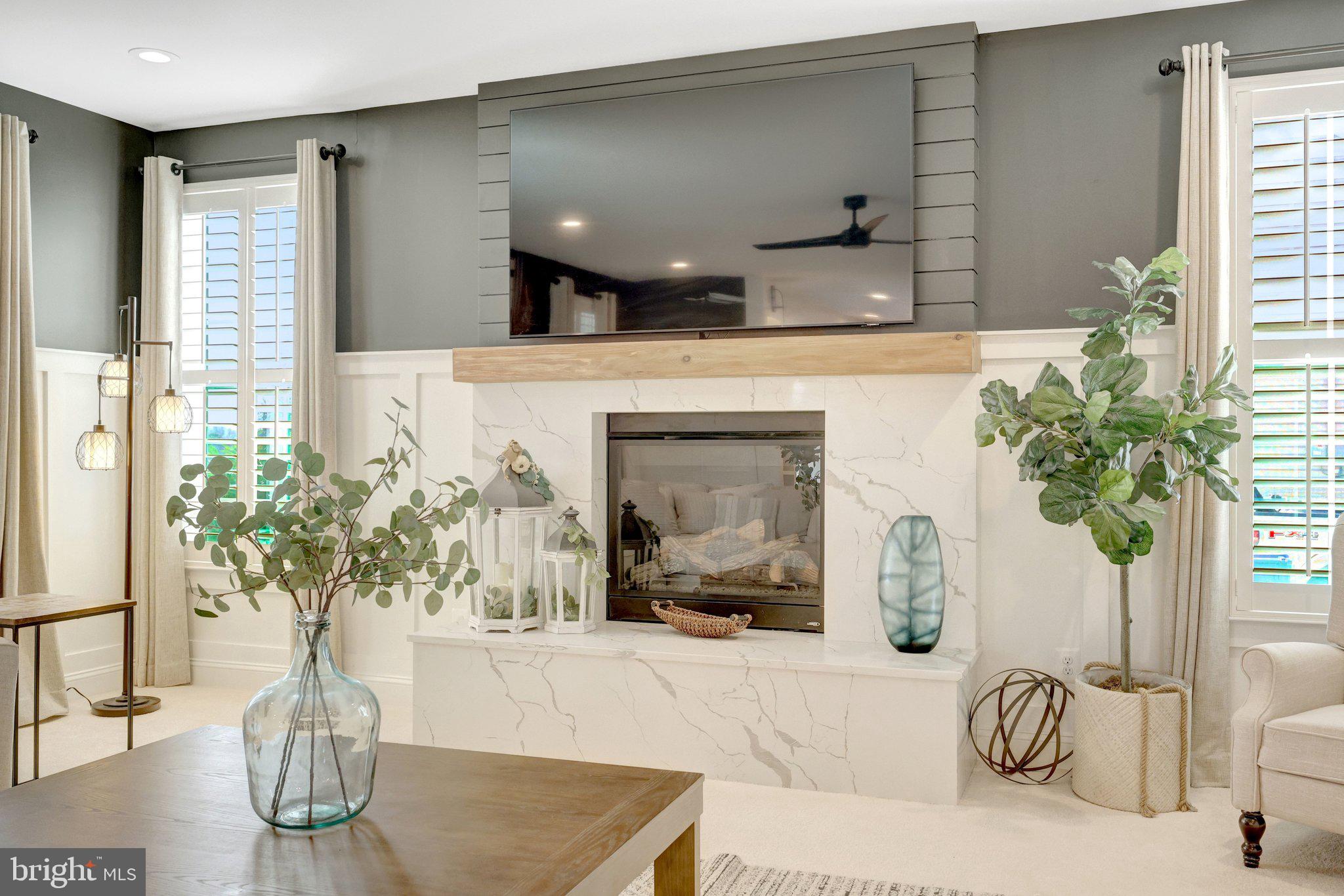 DAWSON'S CORNER - Residential