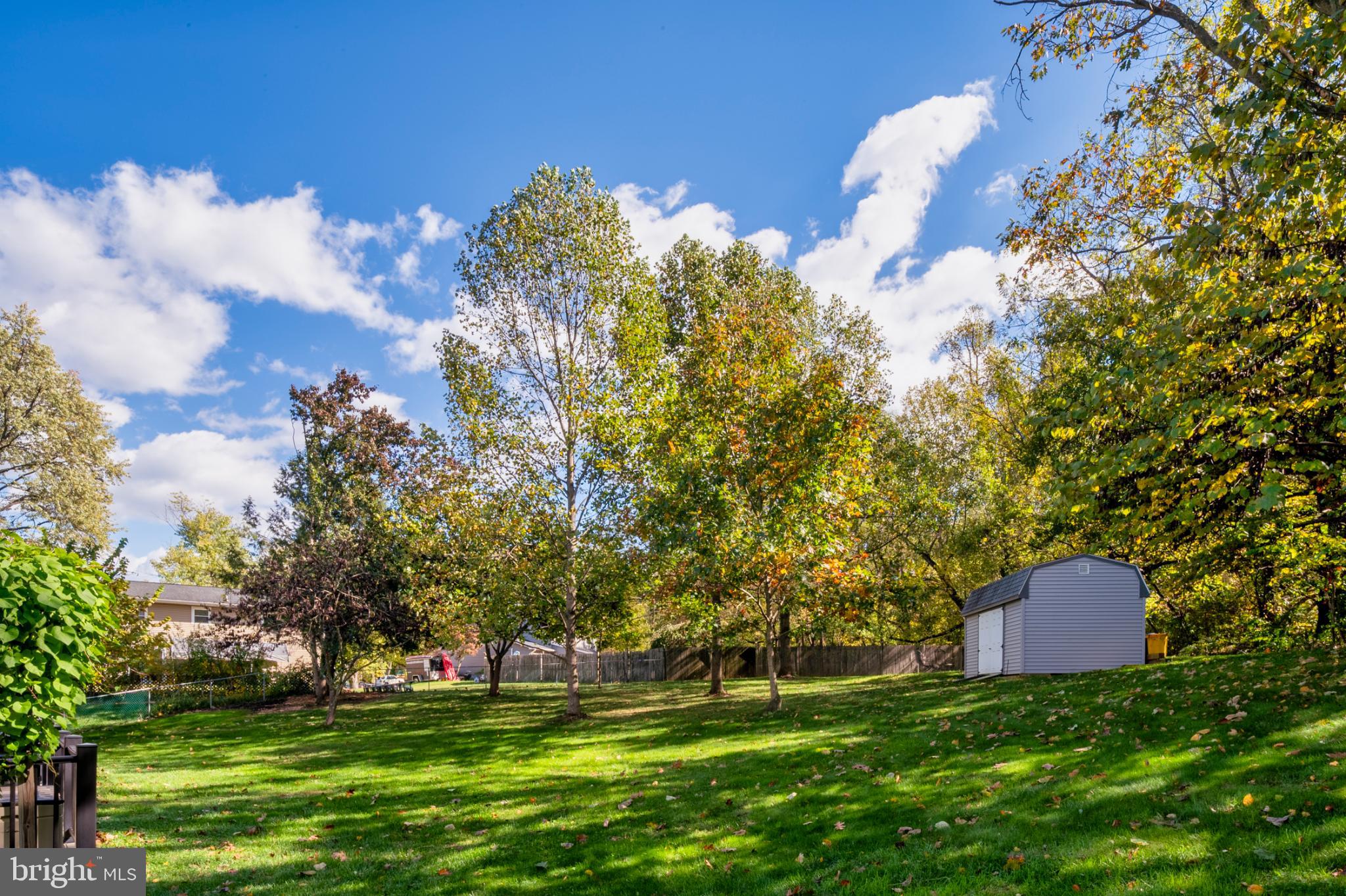 FOUR SEASONS ESTATES - Residential