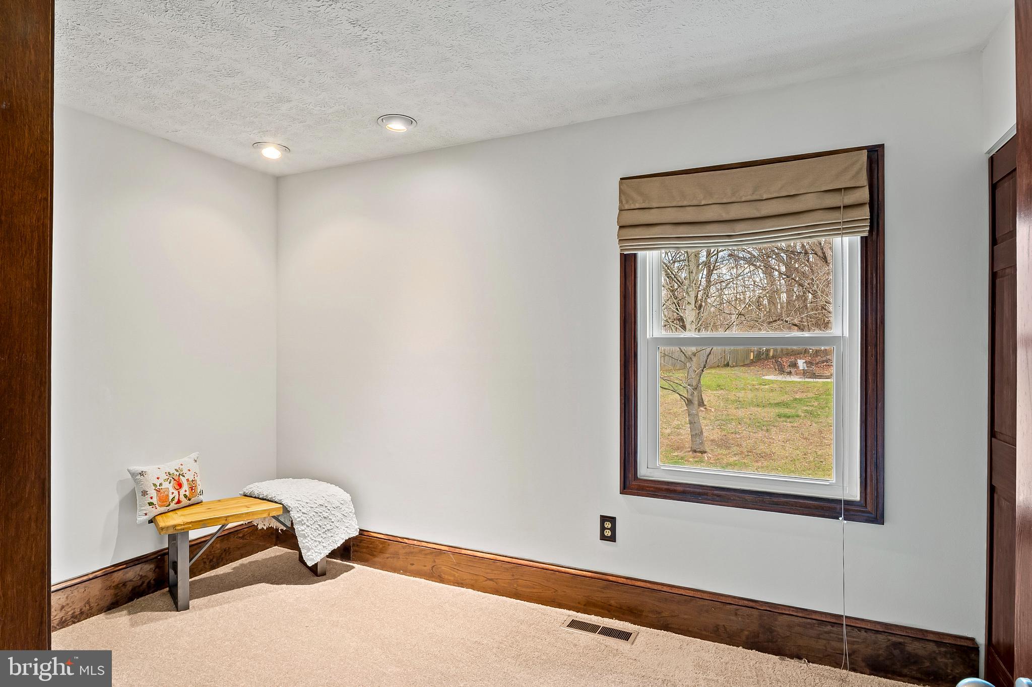 FOUR SEASONS ESTATES - Residential