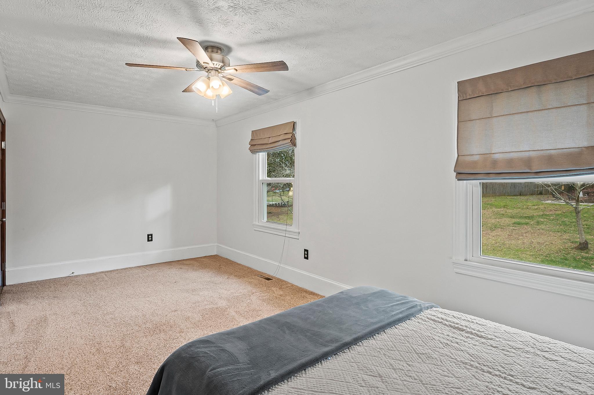 FOUR SEASONS ESTATES - Residential