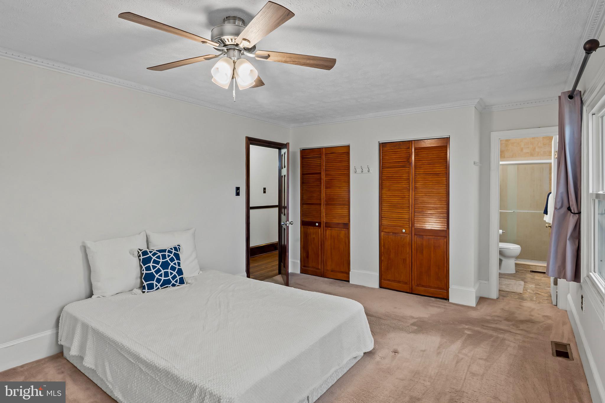 FOUR SEASONS ESTATES - Residential