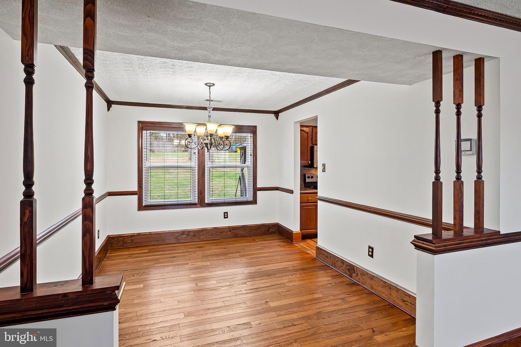 FOUR SEASONS ESTATES - Residential