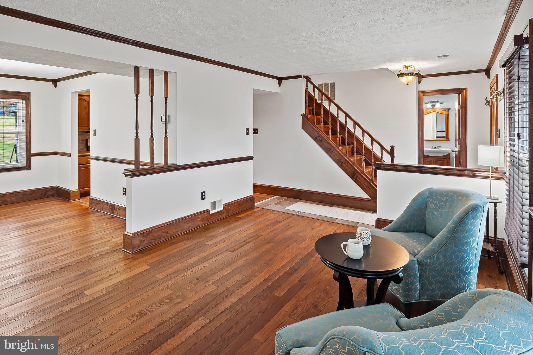 FOUR SEASONS ESTATES - Residential