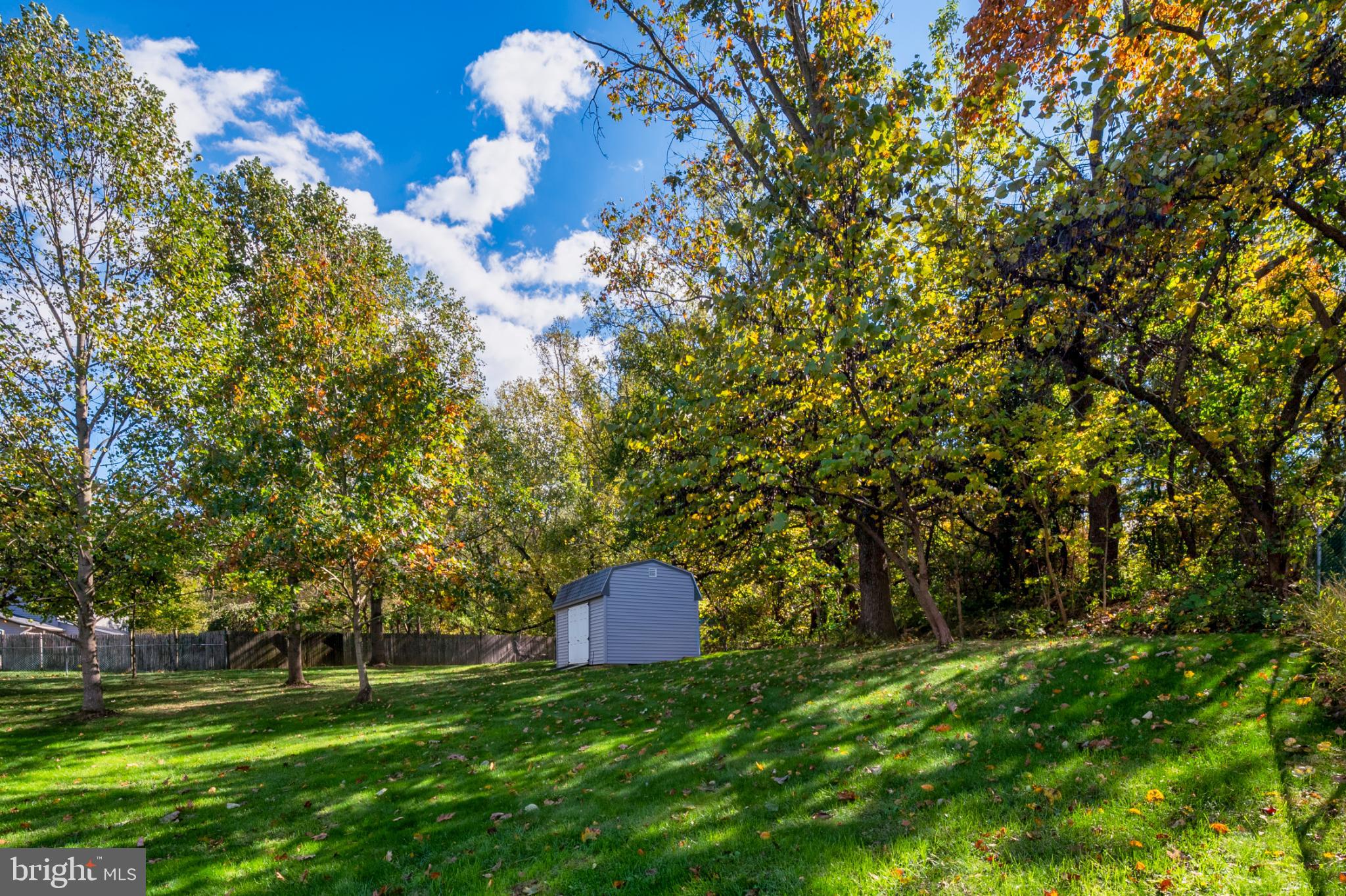 FOUR SEASONS ESTATES - Residential