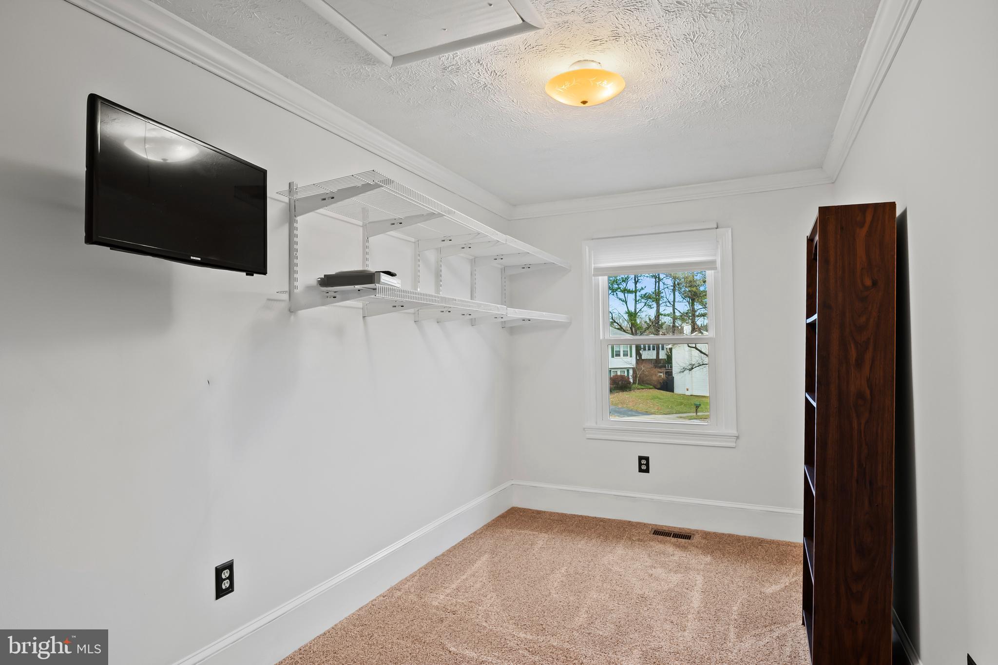 FOUR SEASONS ESTATES - Residential