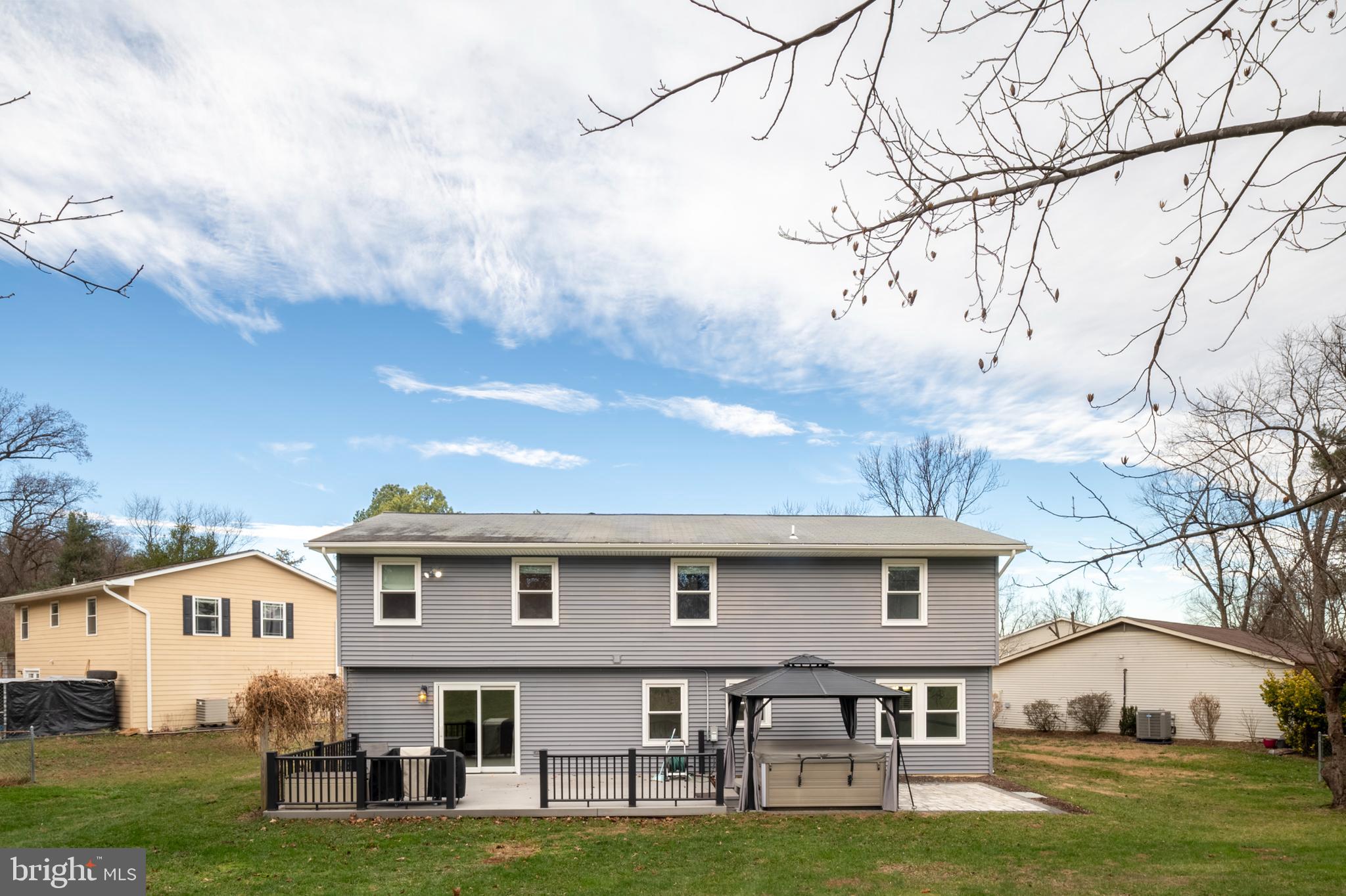 FOUR SEASONS ESTATES - Residential