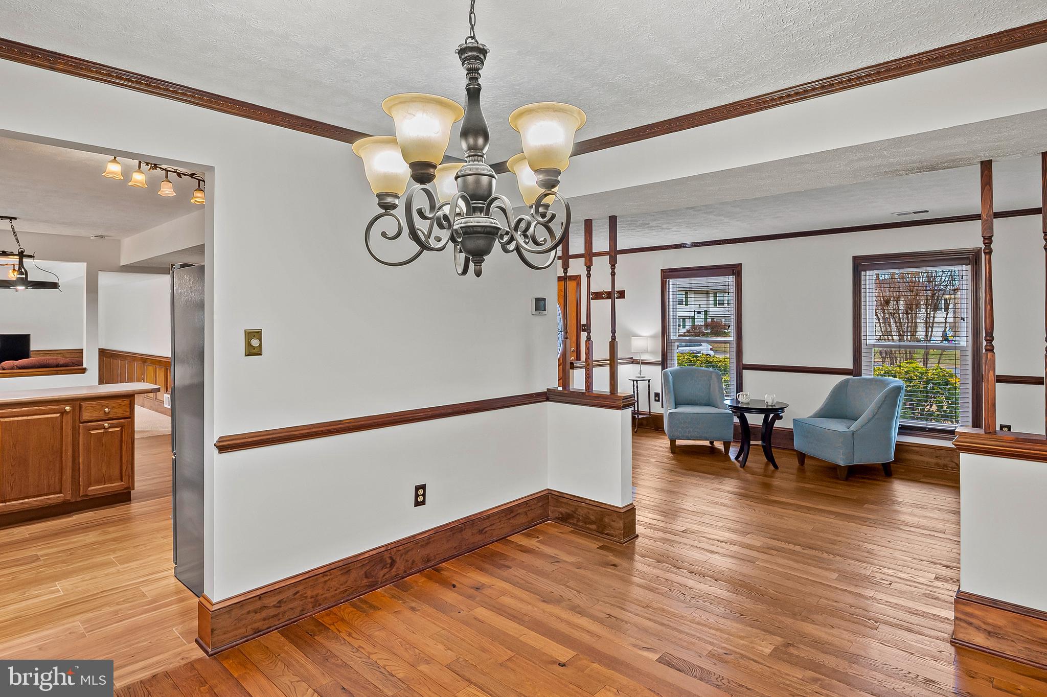 FOUR SEASONS ESTATES - Residential