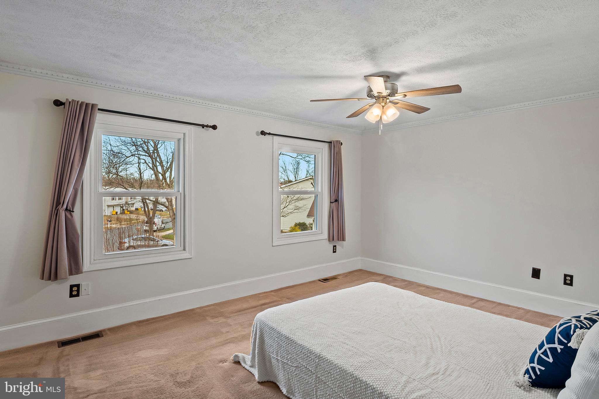 FOUR SEASONS ESTATES - Residential