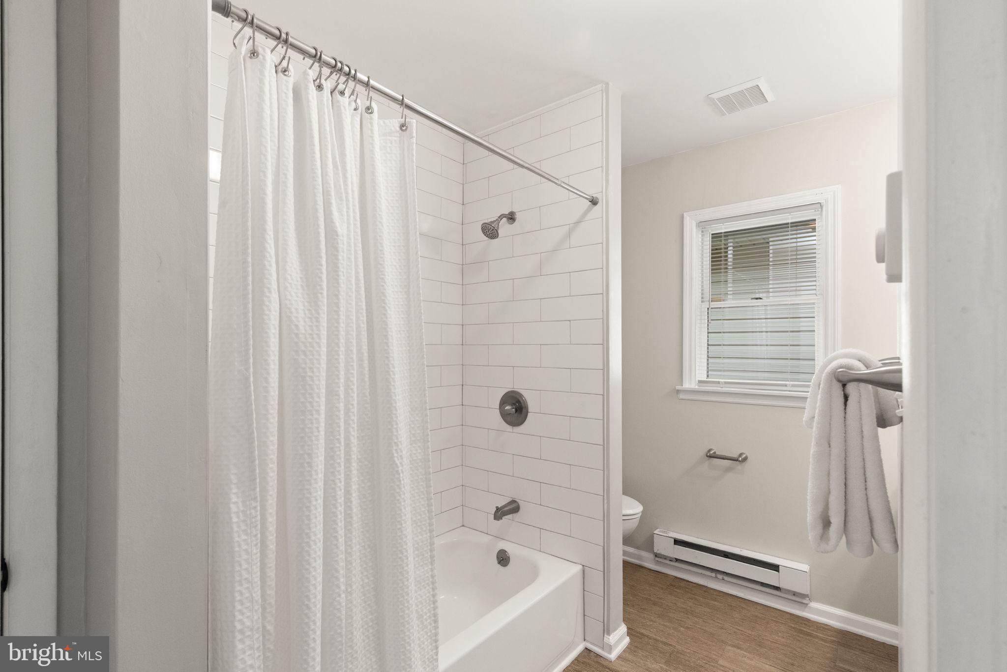 EDGEMERE/SPARROWS POINT - Residential