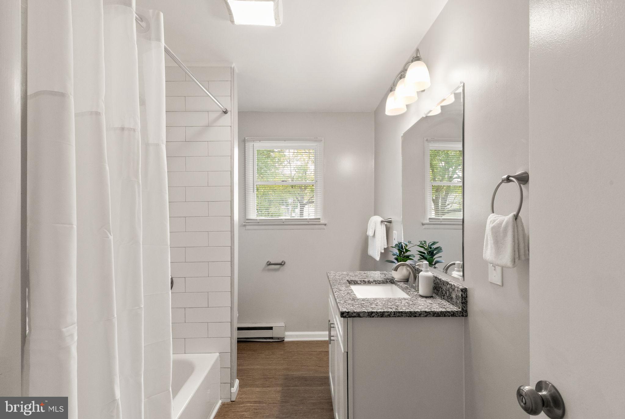 EDGEMERE/SPARROWS POINT - Residential