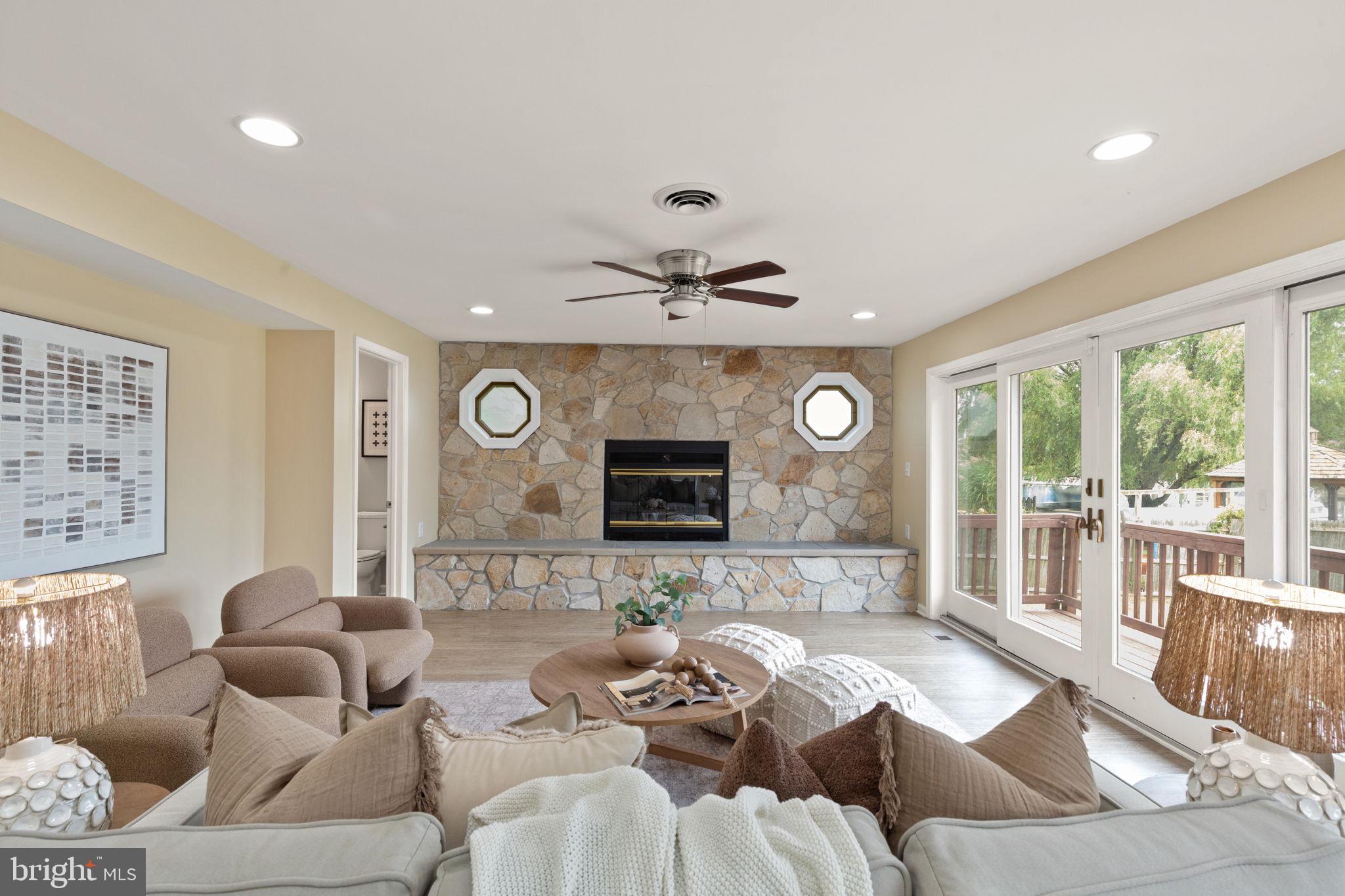 EDGEMERE/SPARROWS POINT - Residential