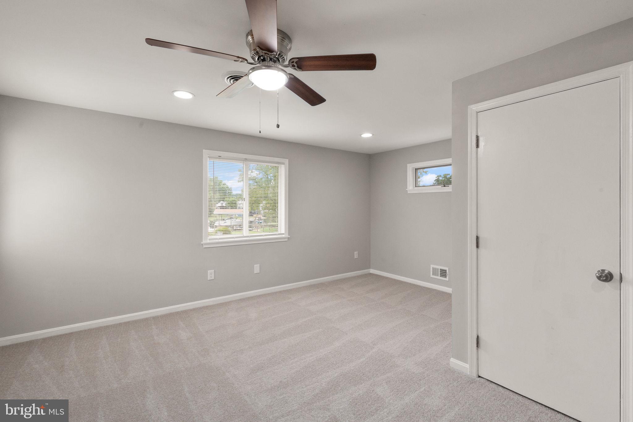 EDGEMERE/SPARROWS POINT - Residential