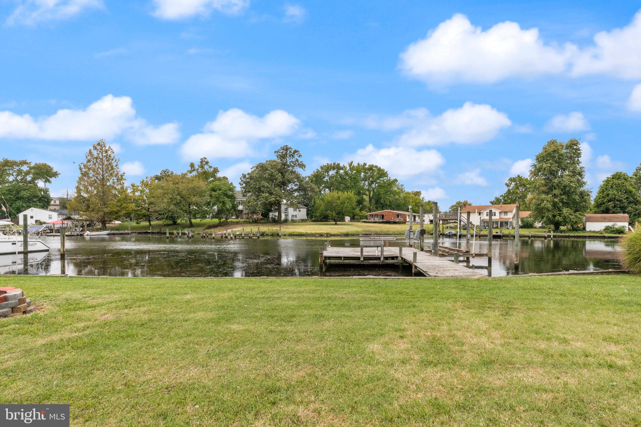 EDGEMERE/SPARROWS POINT - Residential