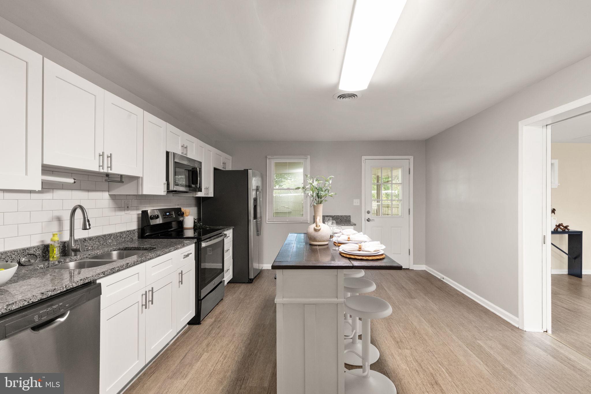 EDGEMERE/SPARROWS POINT - Residential