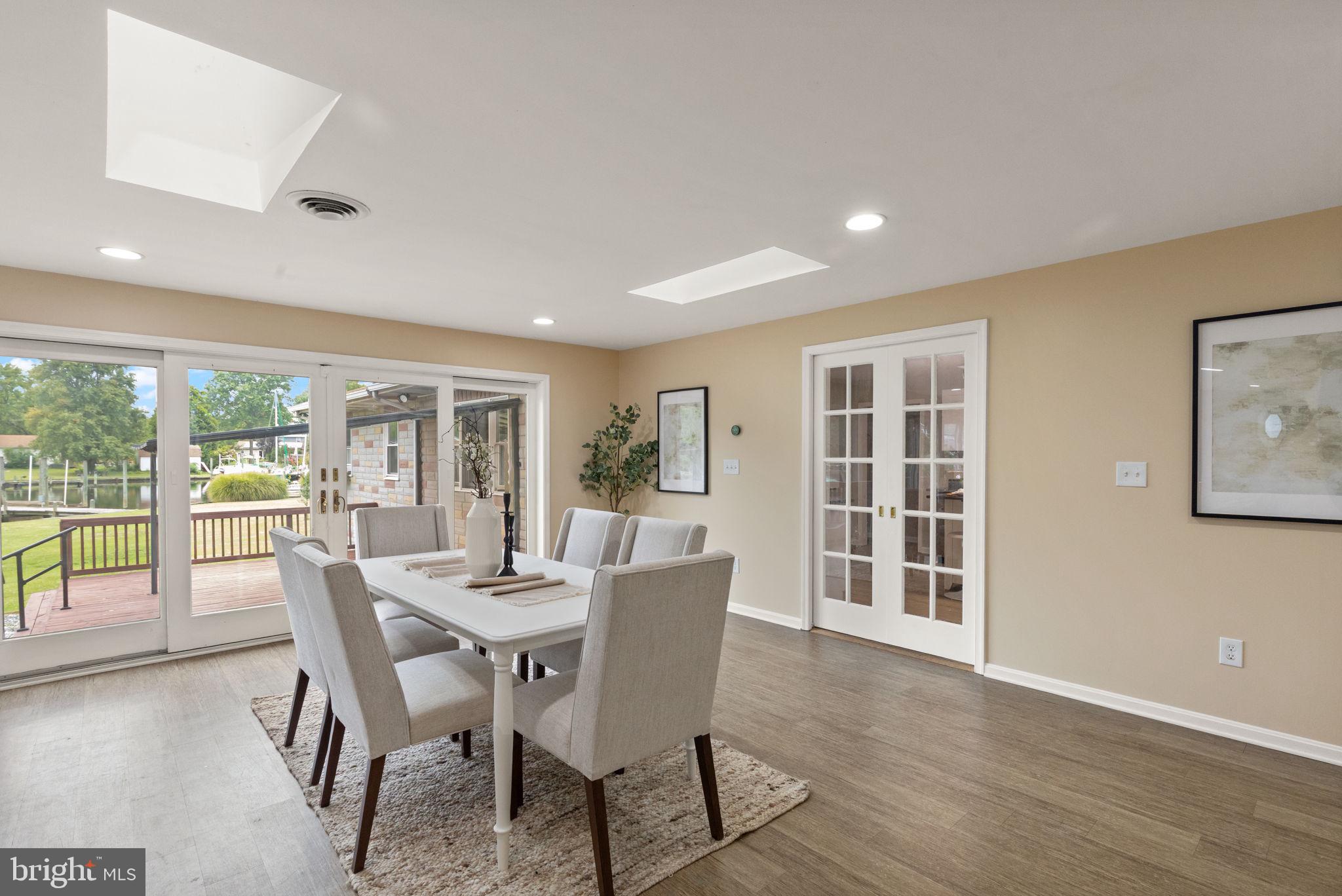 EDGEMERE/SPARROWS POINT - Residential