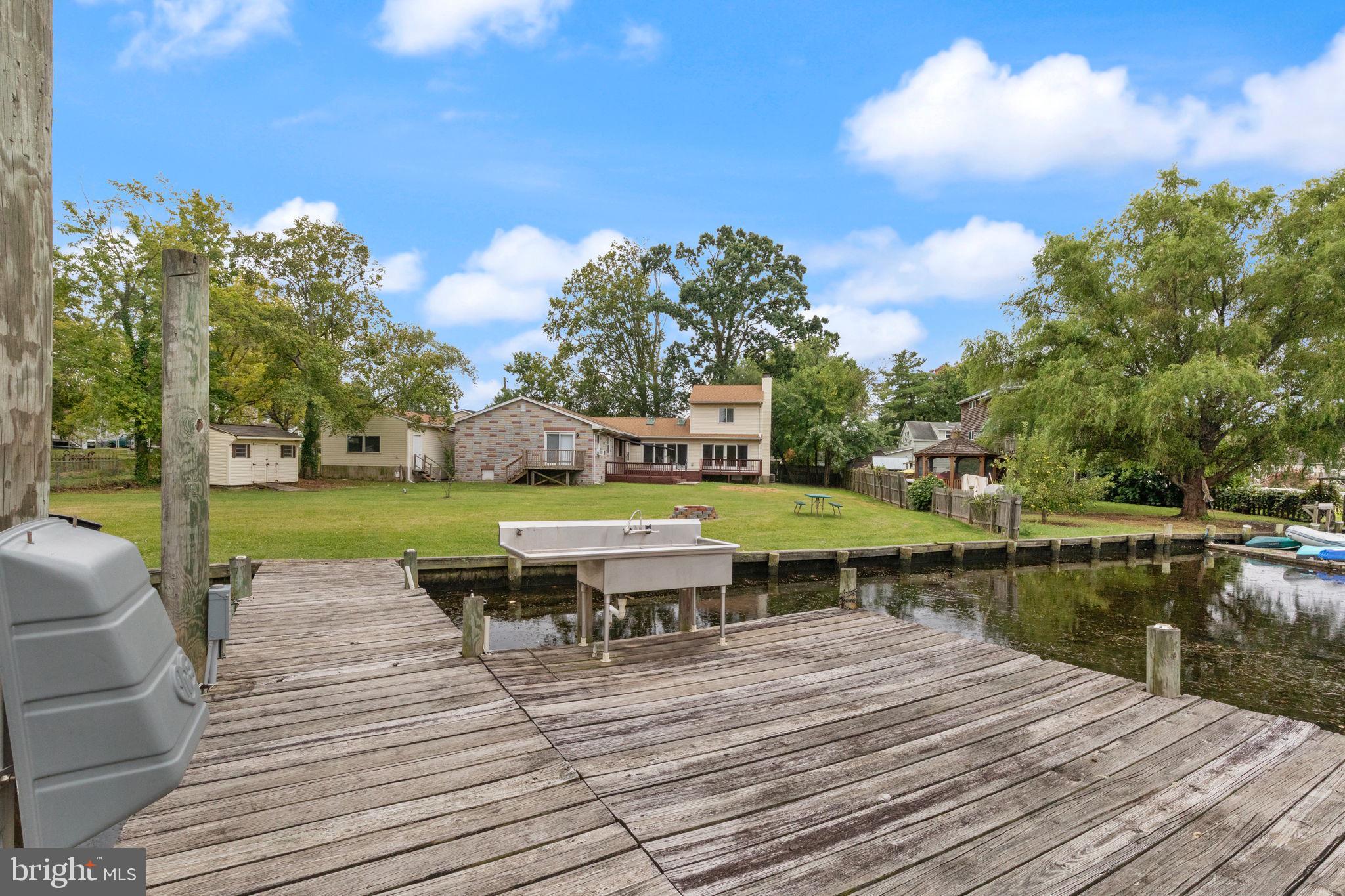 EDGEMERE/SPARROWS POINT - Residential