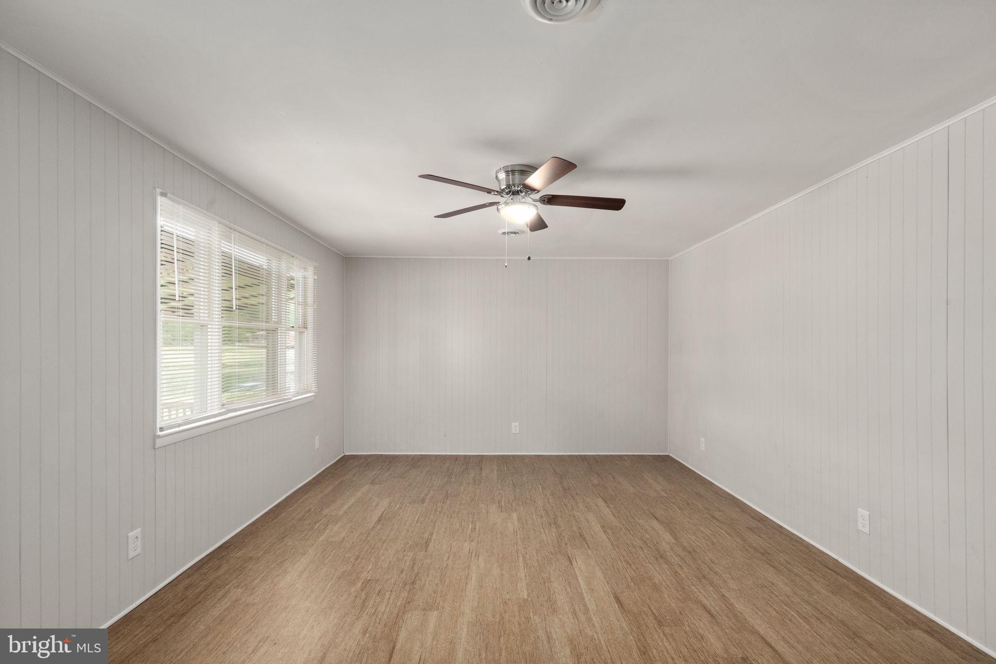 EDGEMERE/SPARROWS POINT - Residential