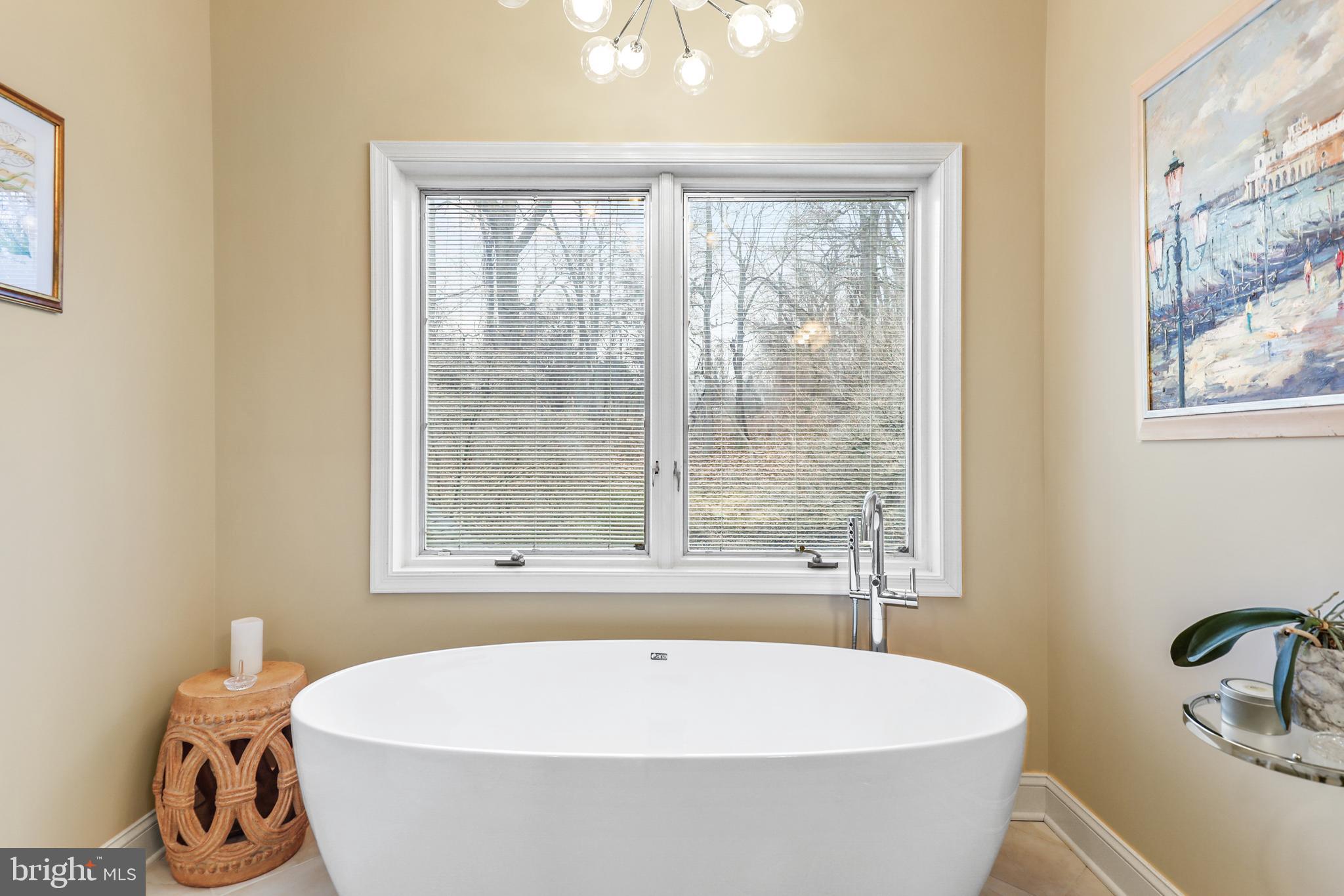 PADONIA MANOR - Residential