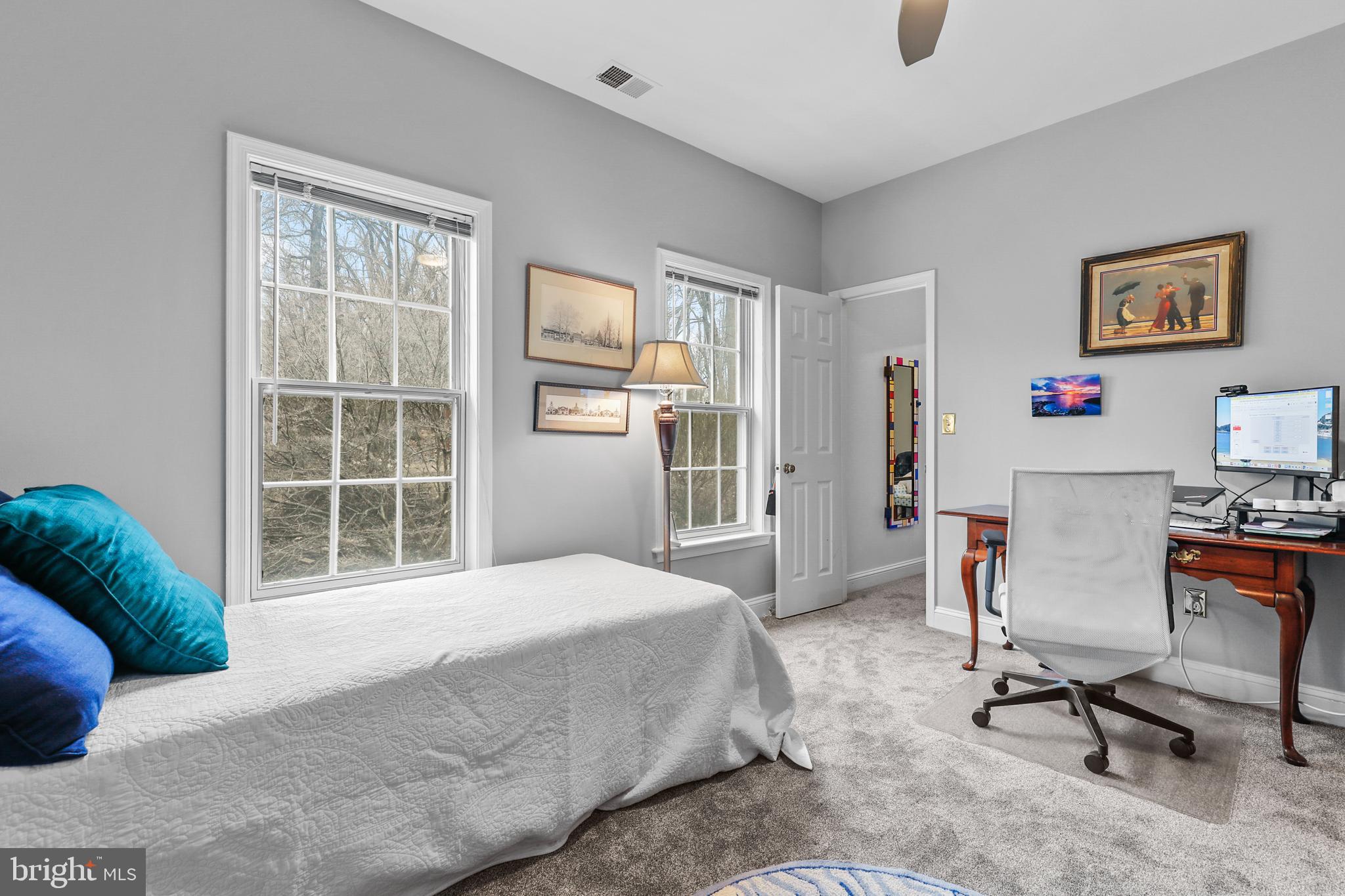 PADONIA MANOR - Residential