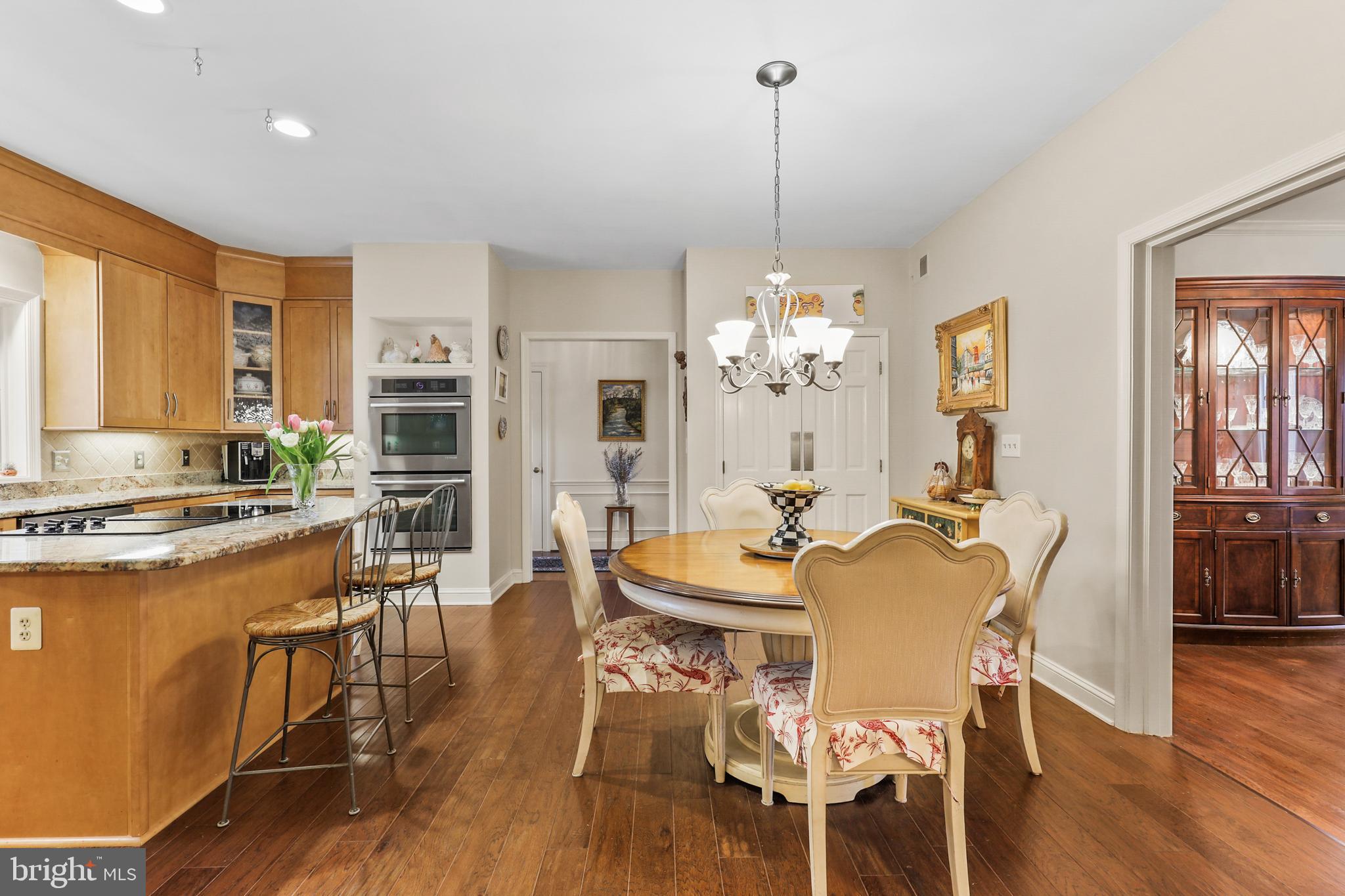 PADONIA MANOR - Residential