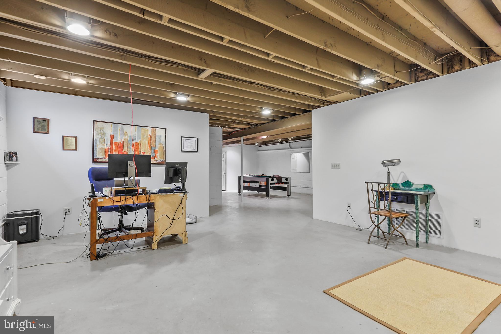 PADONIA MANOR - Residential