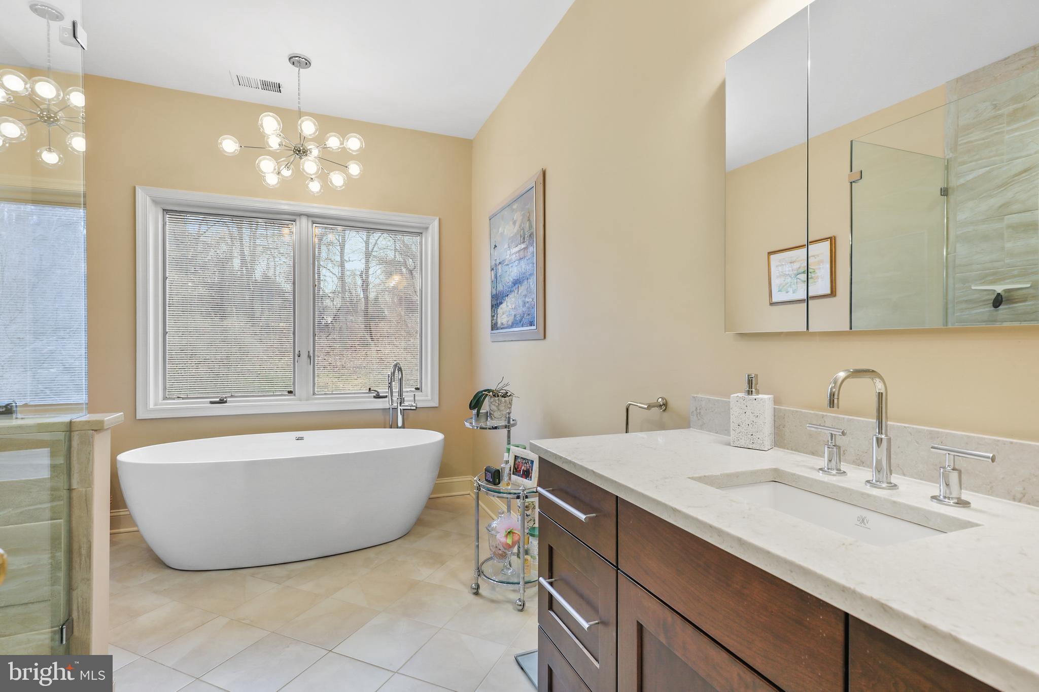 PADONIA MANOR - Residential