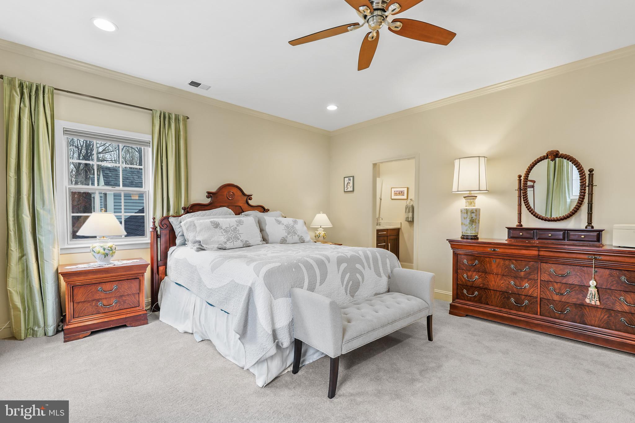 PADONIA MANOR - Residential