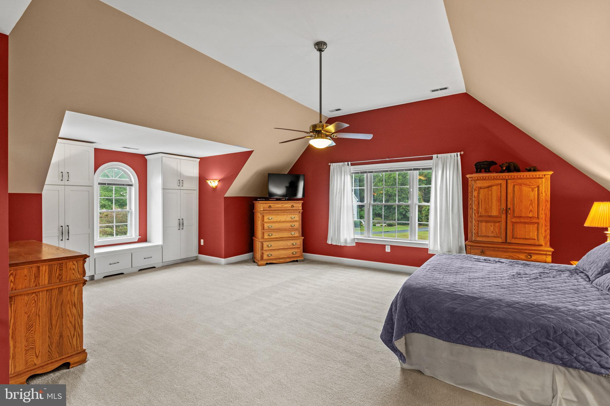 WILLOWBROOK - Residential