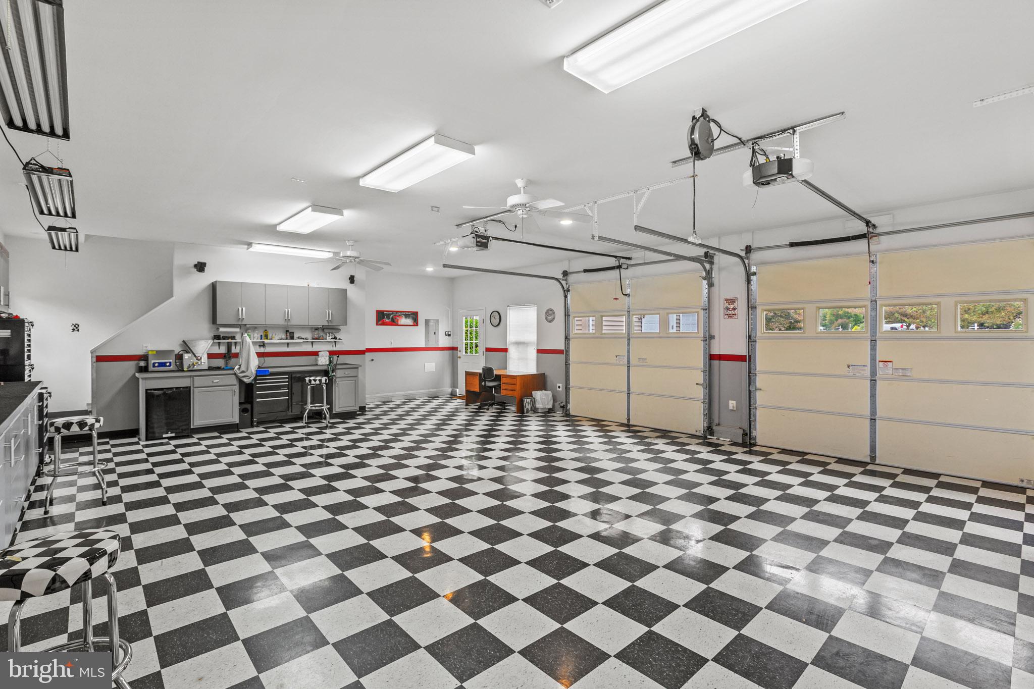 WILLOWBROOK - Residential