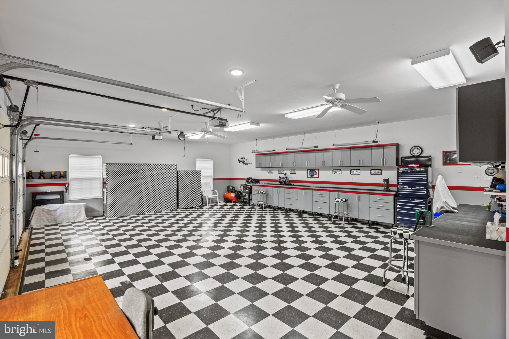 WILLOWBROOK - Residential