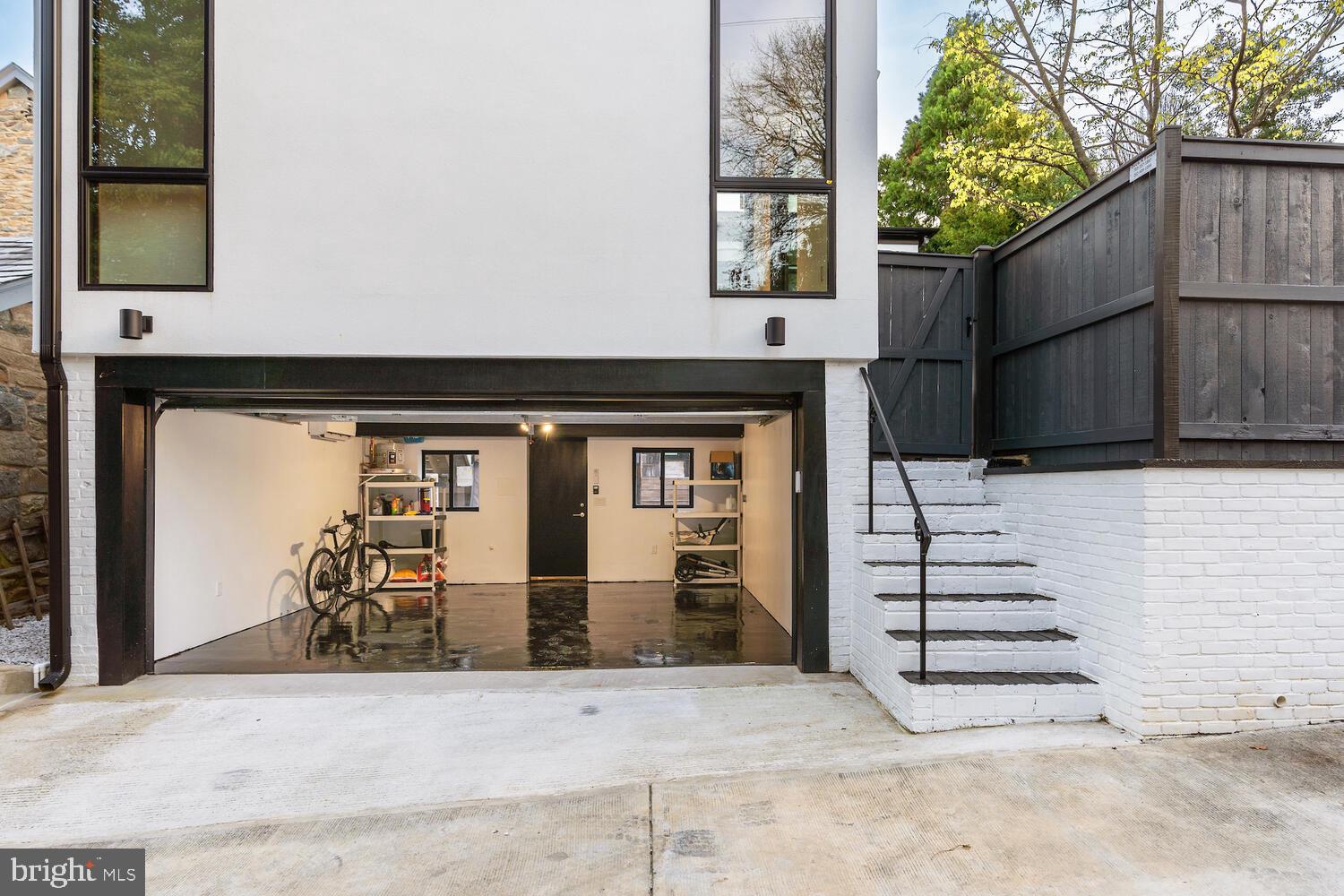 OBSERVATORY CIRCLE - Residential