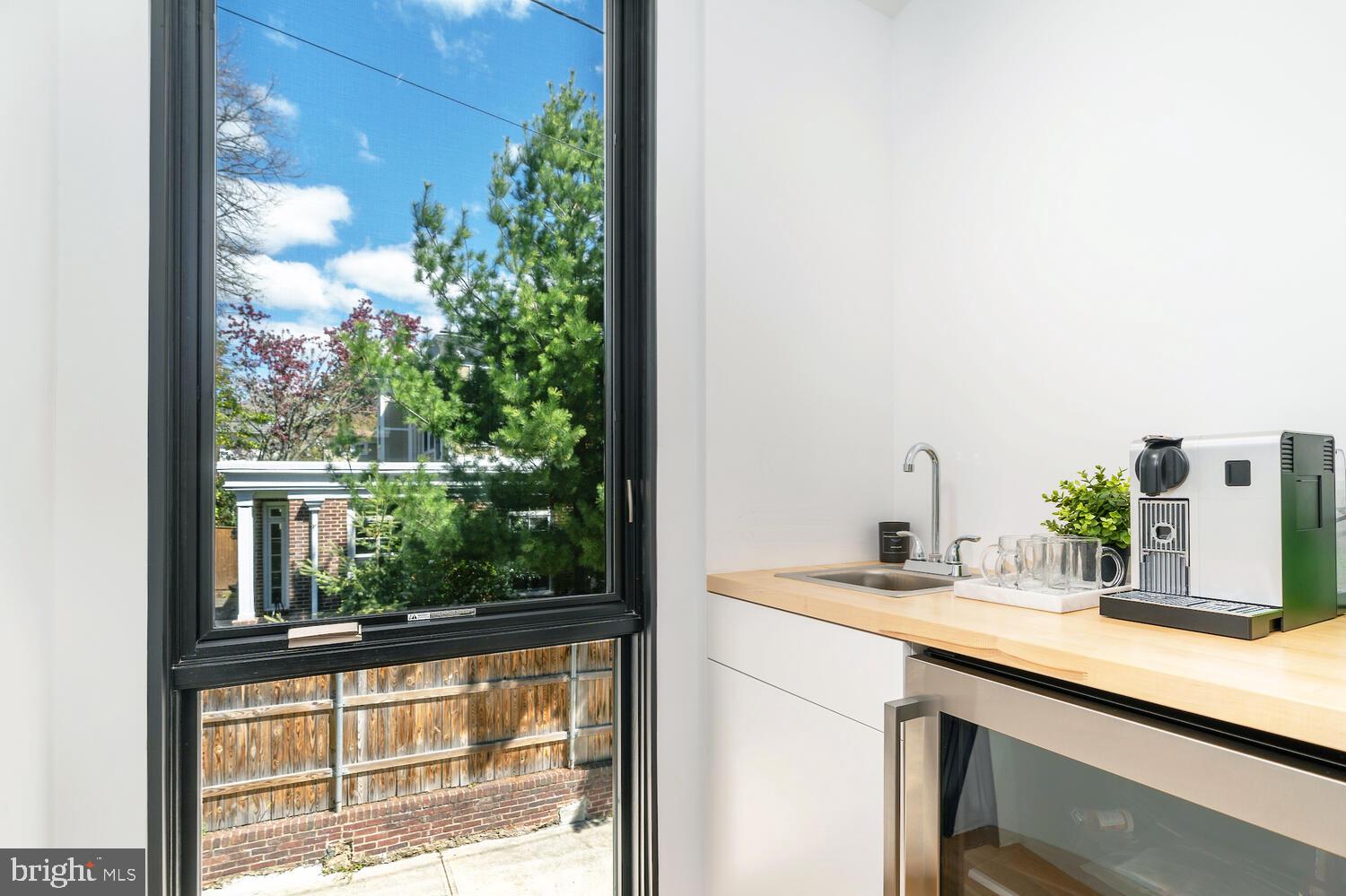 OBSERVATORY CIRCLE - Residential