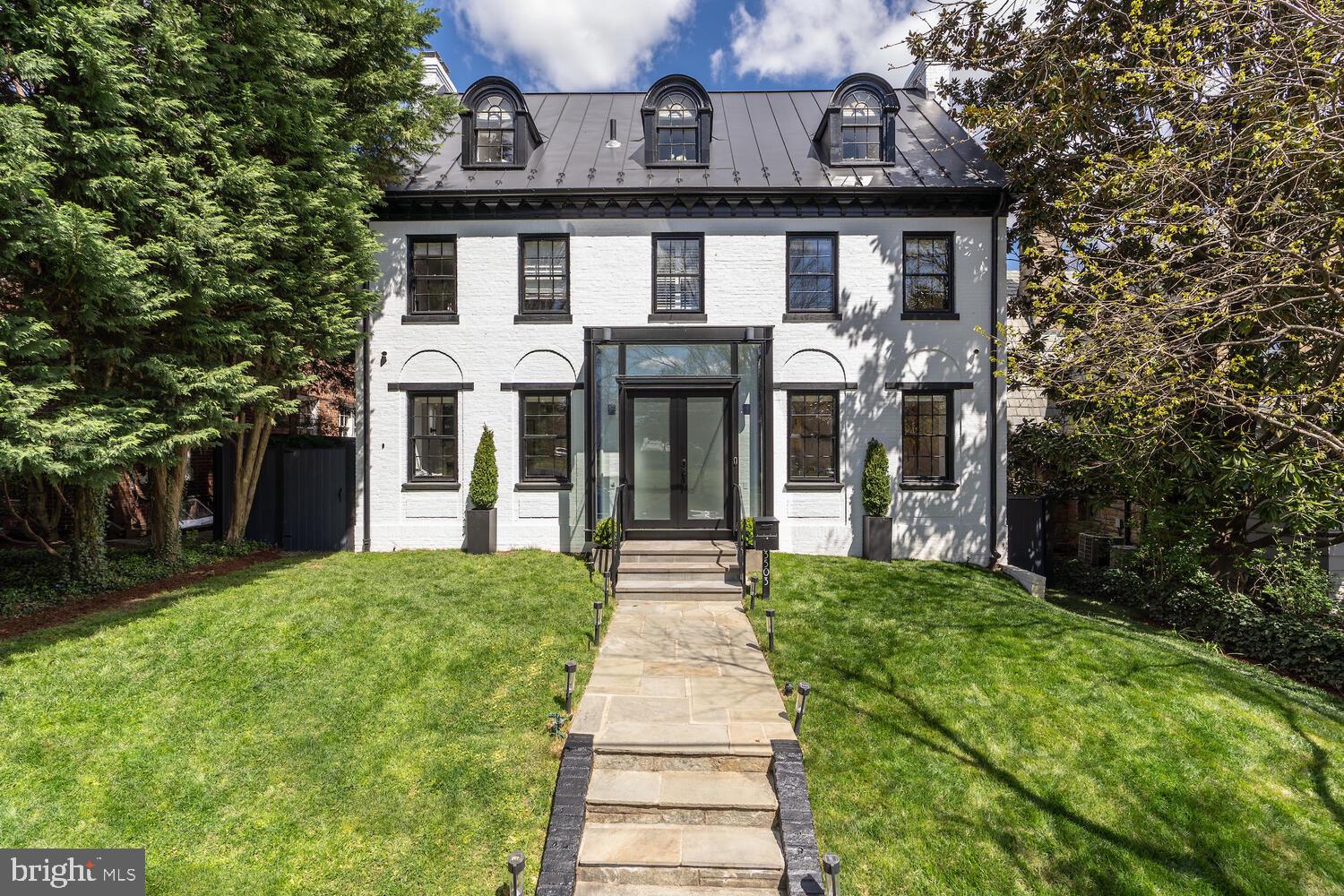 OBSERVATORY CIRCLE - Residential