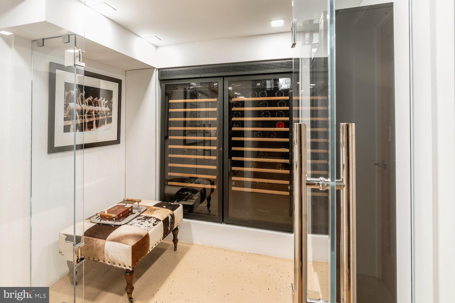 OBSERVATORY CIRCLE - Residential