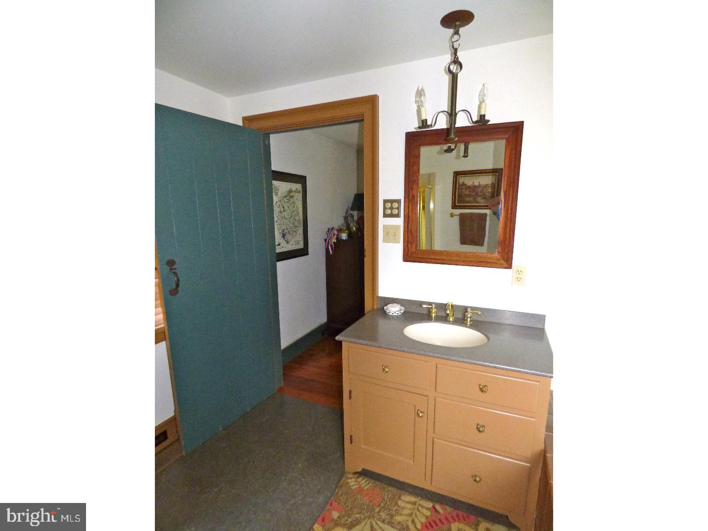 CHESHIRE HUNT - Residential