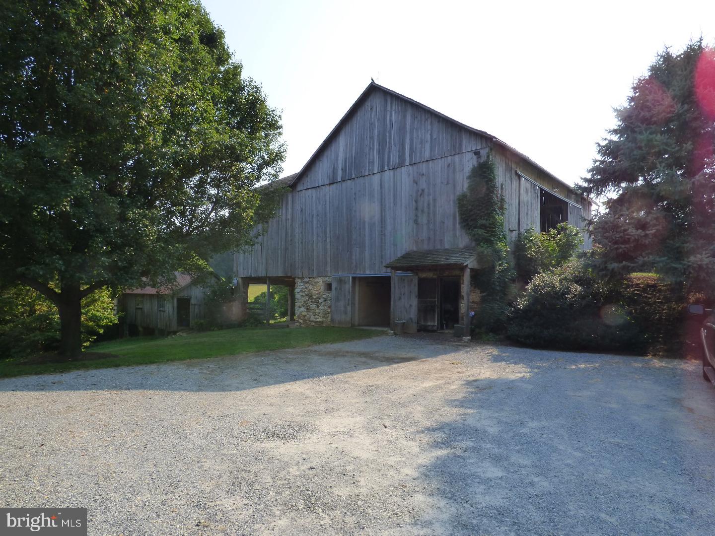 CHESHIRE HUNT - Residential