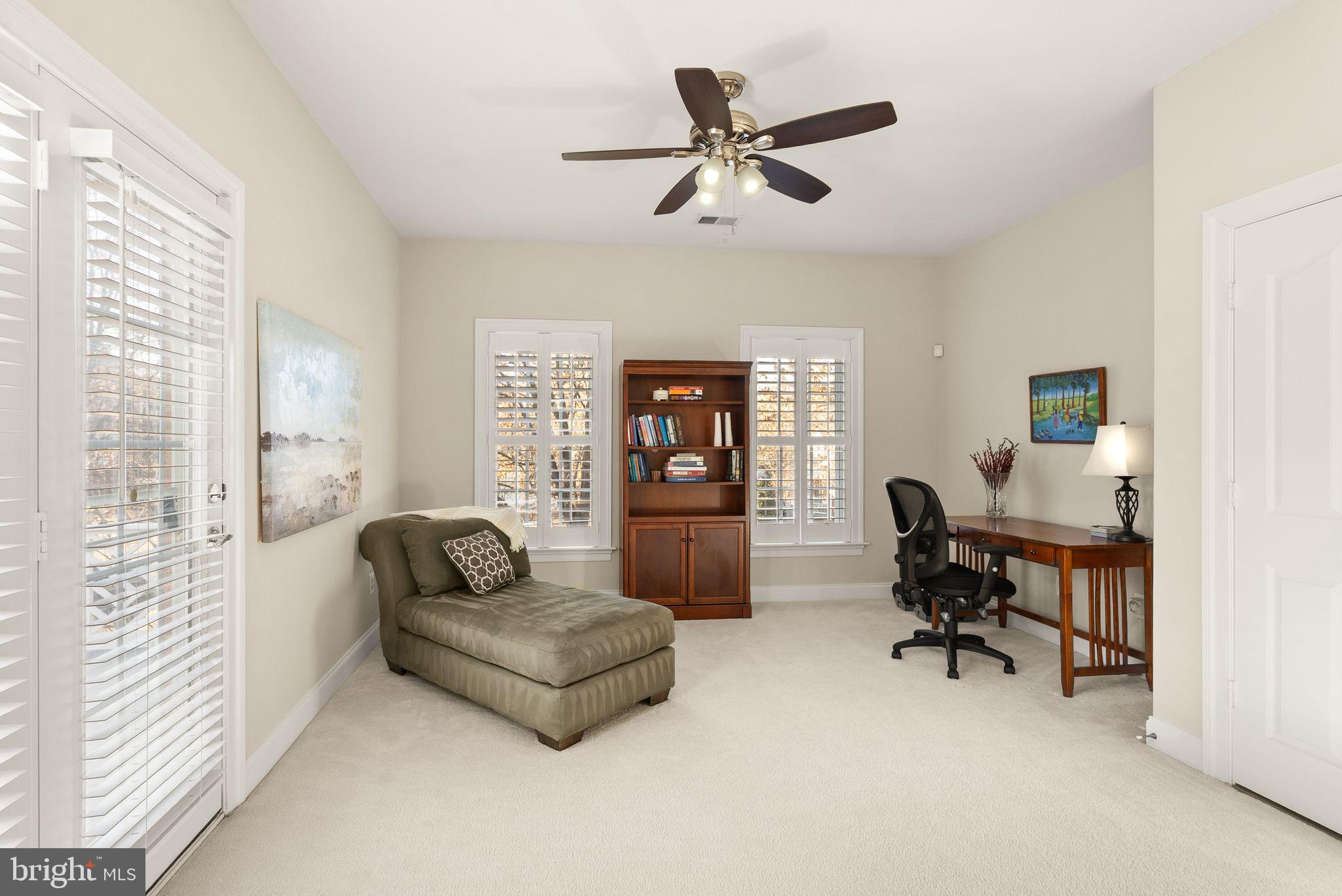 LANSDOWNE ON THE POTOMAC - Residential